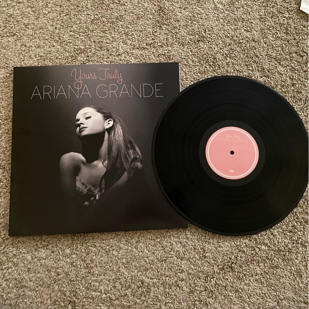 Ariana Grande Yours Truly Vinyl
